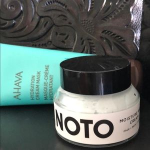 Moisturizer bundle. Ahava mask and NOTO cream.